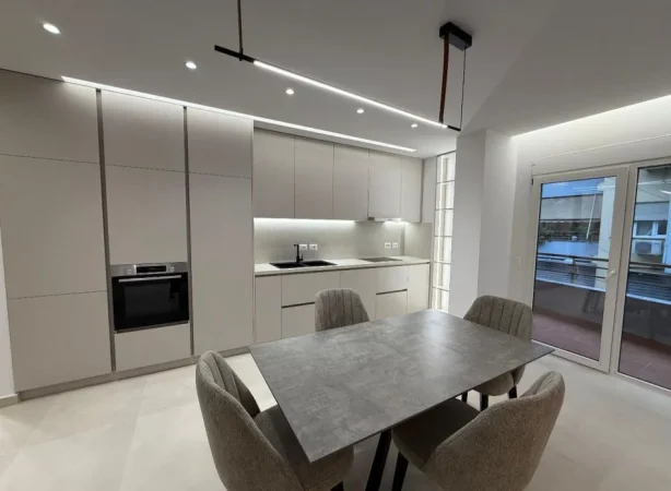 Tirane, jepet me qera apartament 2+1+Aneks+Ballkon Kati 3, 100 m² 900 € (xhon kenedi)