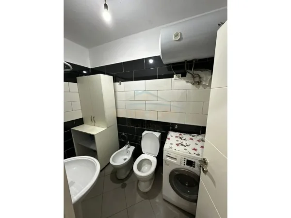 Tirane, shitet apartament 2+1 Kati 7, 105 m² 139.000 € (FRESKU)