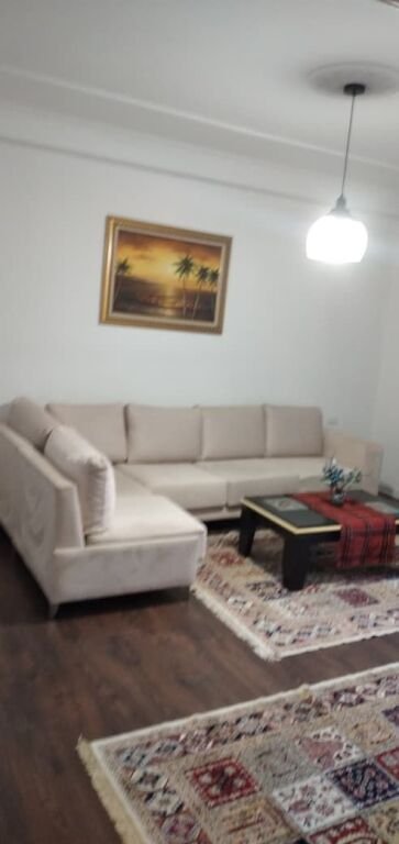 Tirane, jepet me qera apartament 2+1 Kati 2, 100 m² 600 € (Don Bosko prane Hotel Euro)