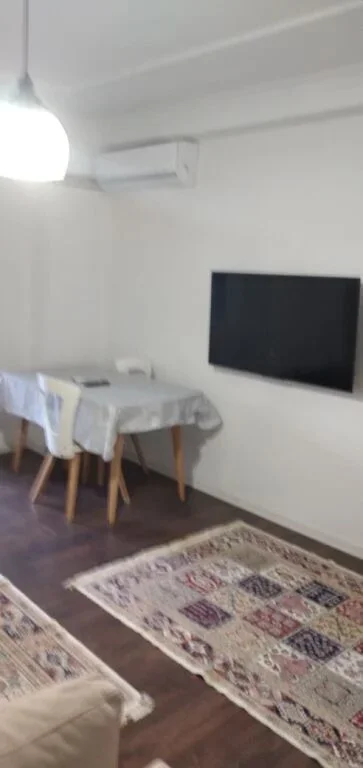 Tirane, jepet me qera apartament 2+1 Kati 2, 100 m² 600 € (Don Bosko prane Hotel Euro)