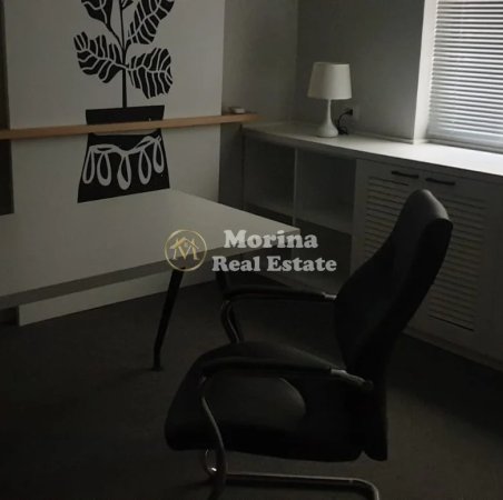 Tirane, jepet me qera apartament 1+1 Kati 9, 90 m² 800 € (Blloku)