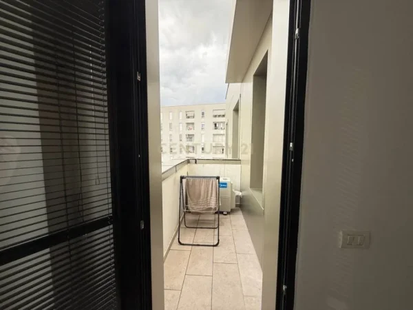 Tirane, shitet apartament 1+1 Kati 6, 65 m² 
