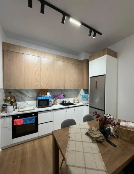 Tirane, shitet apartament 1+1+Ballkon Kati 7, 53 m² 105.000 € (ALI DEMI)