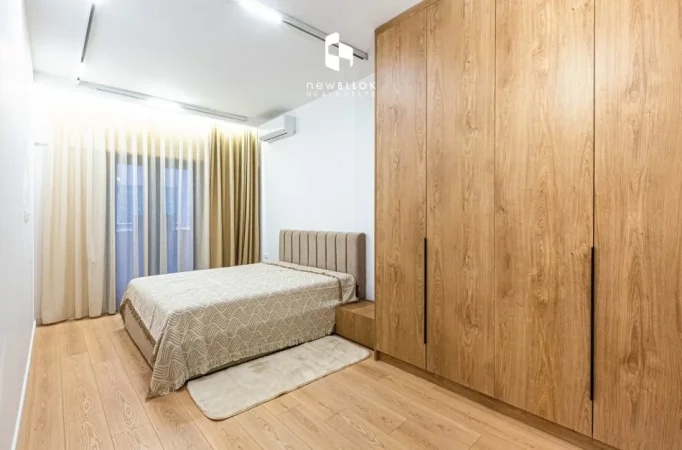 🔥Apartament Hera e Parë me qira: 2+1 & Ballkon || (📍Qendër të Tiranës - Brenda qendrës Galeria)  || 1300€/Muaj 100% E re 🔥
