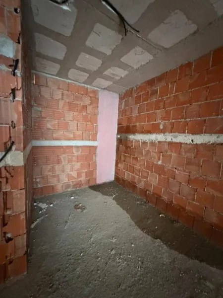 Tirane, shitet apartament 2+1 Kati 4, 140 m² 181.730 € (Fusha e Aviacionit)