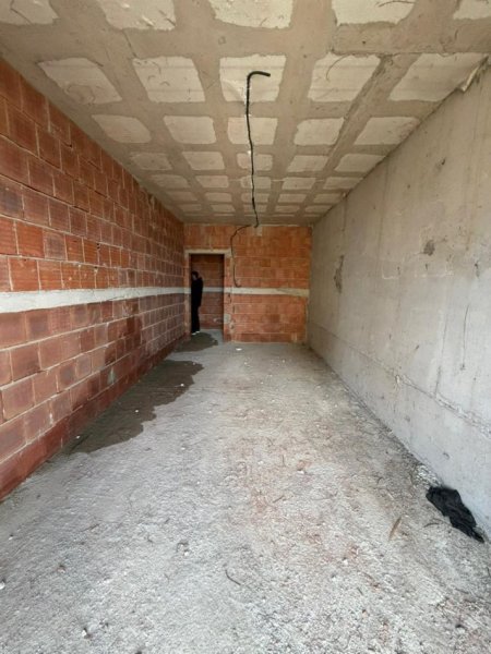 Tirane, shitet apartament 2+1 Kati 4, 140 m² 181.730 € (Fusha e Aviacionit)