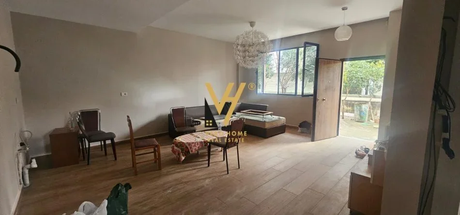 Tirane, shitet apartament 1+1+Ballkon Kati 0, 60 m² 79.000 € (GOLEM)