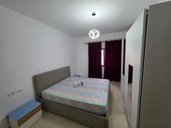 Tirane, jepet me qera apartament 2+1 Kati 3, 94 m² 600 € (Don Bosko)