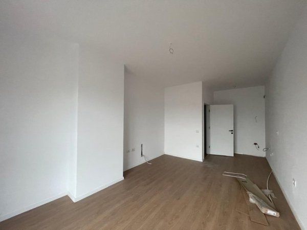 Tirane, shitet apartament 1+1 Kati 3, 64 m² 85.000 € (Paskuqan)