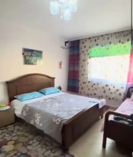 Tirane, shitet apartament 2+1 Kati 4, 75 m² 130.000 € (OXHAKU)