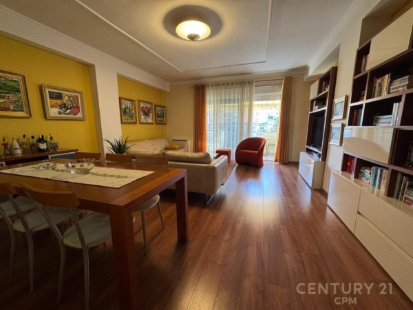 Tirane, shitet apartament 2+1 Kati 4, 136 m² 650.000 € (Blloku smart132326)