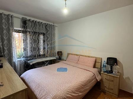 Tirane, shitet apartament 1+1 Kati 1, 67 m² 130.000 € (Pazari i ri)