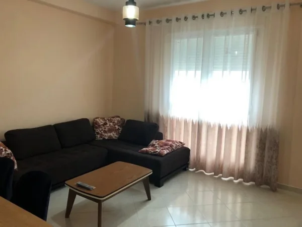 Tirane, jap me qera apartament 2+1+Ballkon Kati 6, 95 m² 700 € (Bulevardi Gjergj Fishta, afer Ish UET)