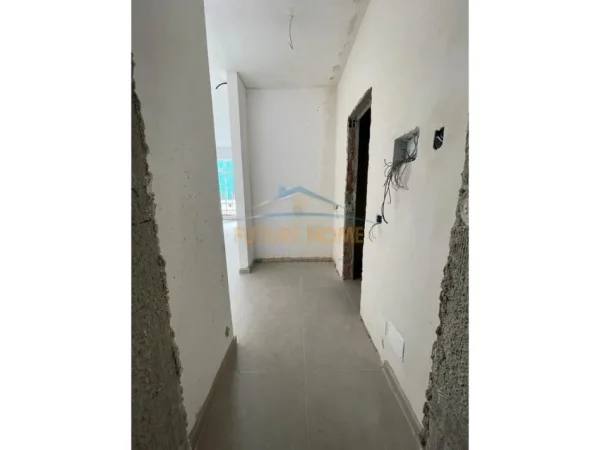 Tirane, shitet apartament 1+1+Ballkon Kati 3, 60 m² 140.000 € (Rruga Babë Rexha, Tiranë.)