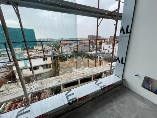 Tirane, shitet apartament 1+1+Ballkon Kati 3, 60 m² 140.000 € (Rruga Babë Rexha, Tiranë.)