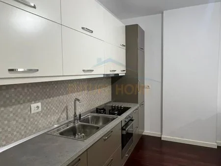 Tirane, shitet apartament 1+1 Kati 1, 68 m² 110.000 € (Rr Muhamet Deliu)