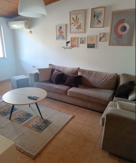 Tirane, jepet me qera apartament 1+1 Kati 4, 60 m² 500 € (BLLOKU)