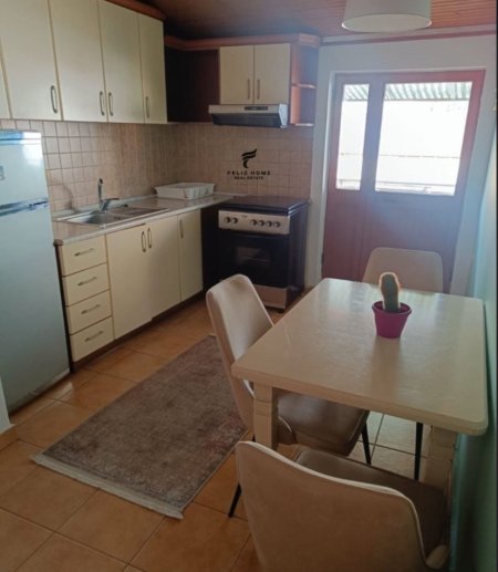 Tirane, jepet me qera apartament 1+1 Kati 4, 60 m² 500 € (BLLOKU)