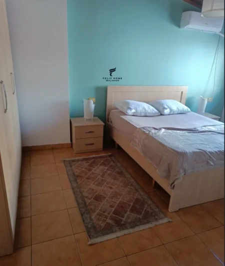 Tirane, jepet me qera apartament 1+1 Kati 4, 60 m² 500 € (BLLOKU)