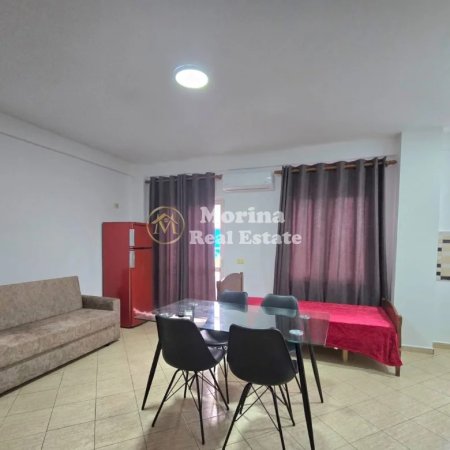 Tirane, jepet me qera apartament 1+1 Kati 2, 58 m² 380 € (Oxhaku)