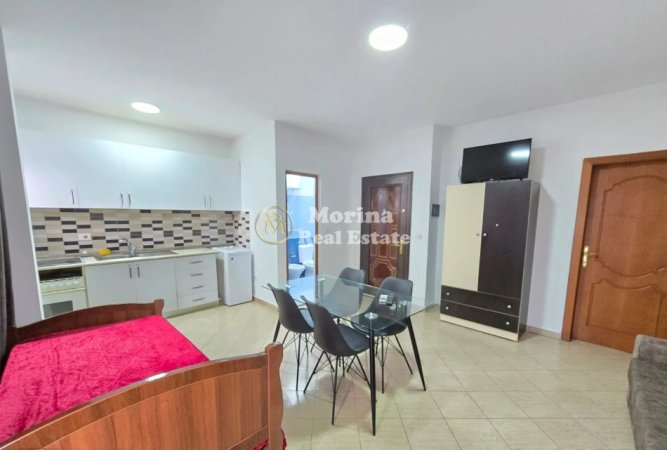 Tirane, jepet me qera apartament 1+1 Kati 2, 58 m² 380 € (Oxhaku)