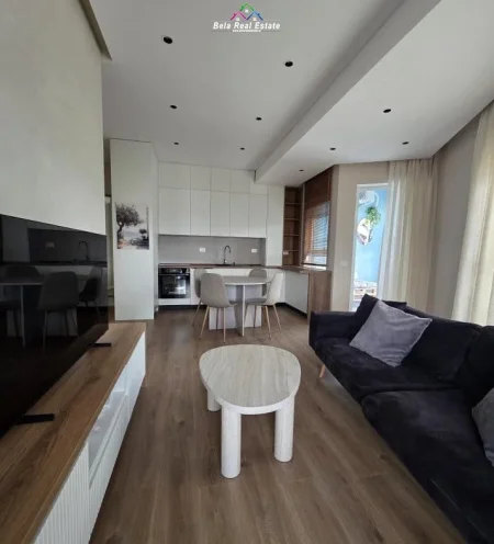 Tirane, jepet me qera apartament 1+1 Kati 9, 65 m² 570 € (Rruga Pasho Hysa)