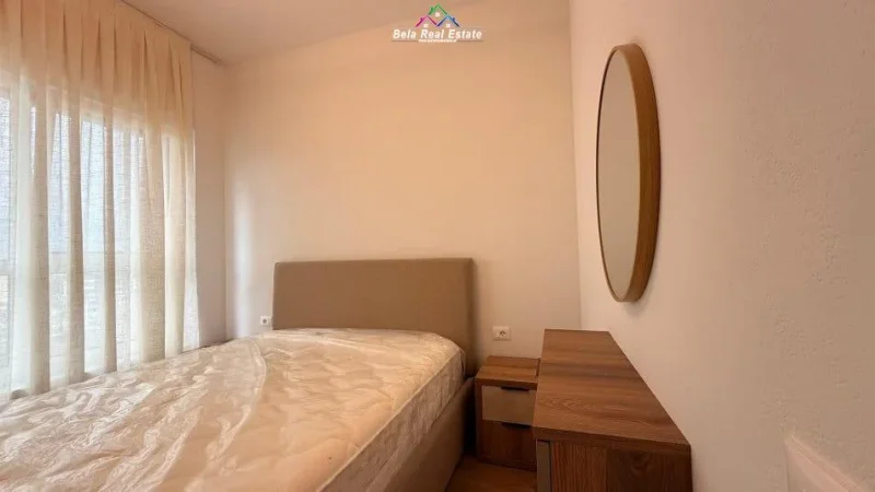 Tirane, jepet me qera apartament 1+1 Kati 9, 65 m² 570 € (Rruga Pasho Hysa)