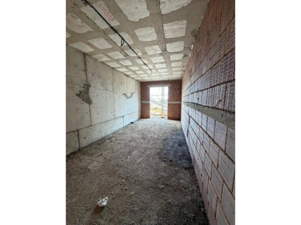 Tirane, shes apartament 2+1 Kati 4, 140 m² 188.730 € (Fusha aviacionit)