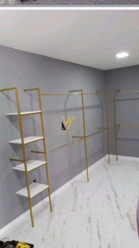 Tirane, jepet me qera dyqan Kati 0, 80 m² 6.300 € (21 DHJETORI)