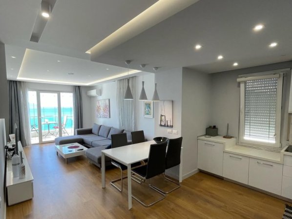 Vlore - Lungomare, shitet apartament 1+1+Aneks+Ballkon Kati 5, 76 m² 250.000 € (vlore , lungomare)