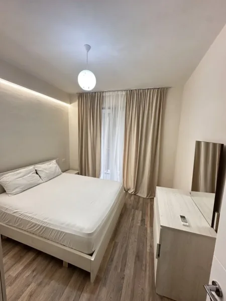 Tirane, jepet me qera apartament 1+1 Kati 2, 65 m² 450 € (Astir, Urban Gate)