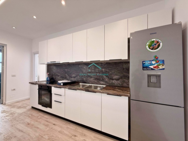 Vlore, shitet apartament 1+1+Ballkon Kati 9, 82 m² 125.000 € (VLORE)