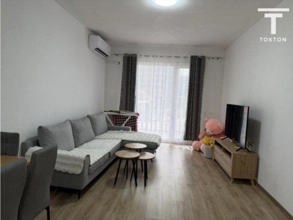 Tirane, shitet apartament 2+1+Ballkon Kati 1, 125 m² 150.000 € (Unaza Madhes)