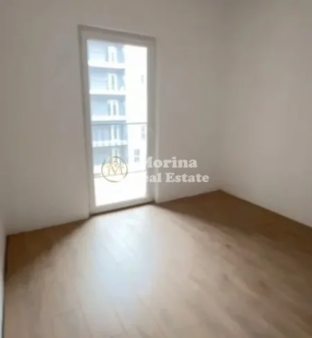 Tirane, shitet apartament 1+1 Kati 3, 60 m² 103.000 € (Laprake)