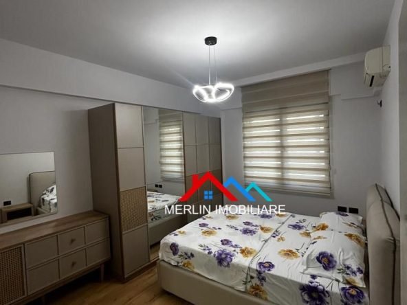 Tirane, jepet me qera apartament 3+1+Ballkon Kati 2, 120 m² 1.000 € (RRUGA SULEJMAN PITARKA,MYSLYM SHYRI)