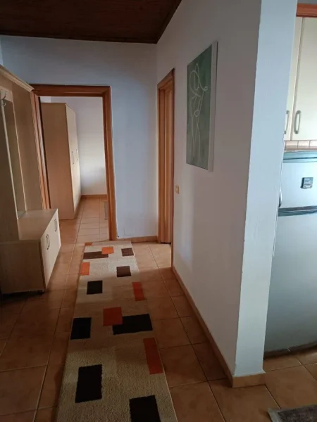 Shqiperi, jepet me qera apartament 1+1+Ballkon Kati 4, 60 m² 500 € (BLLOKU SAMI FRASHERI)