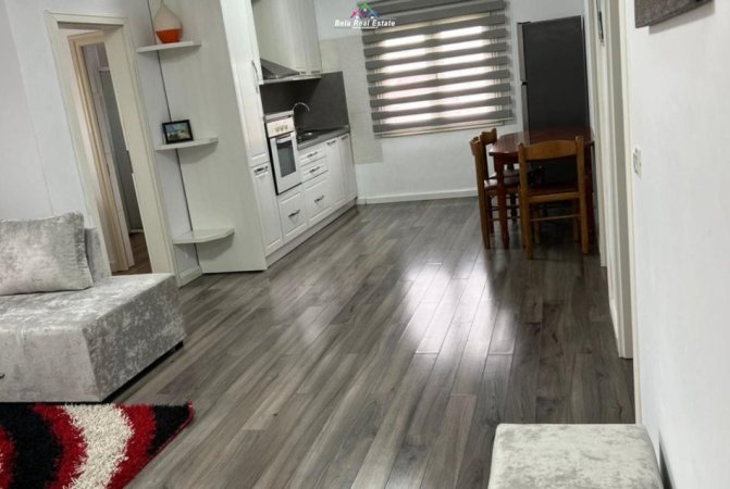 Tirane, jepet me qera Vile 2+1 Kati 2, 70 m² 520 € (Qytet Studenti)
