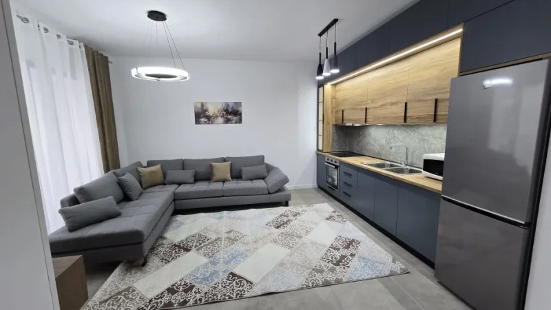 Tirane, jepet me qera apartament 1+1+Ballkon Kati 5, 68 m² 550 € (KINOSTUDIO)