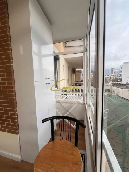 Tirane, jepet me qera apartament 1+1 Kati 6, 77 m² 850 € (21 DHJETORI)