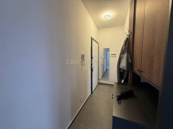 Tirane, jepet me qera apartament 1+1 Kati 6, 65 m² 550 € 