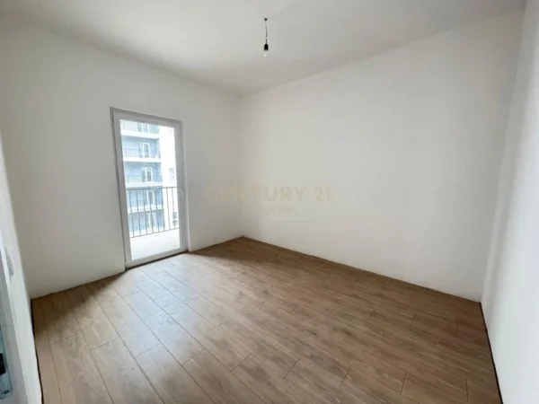 Tirane, shitet apartament 1+1 Kati 3, 60 m² 105.000 € 