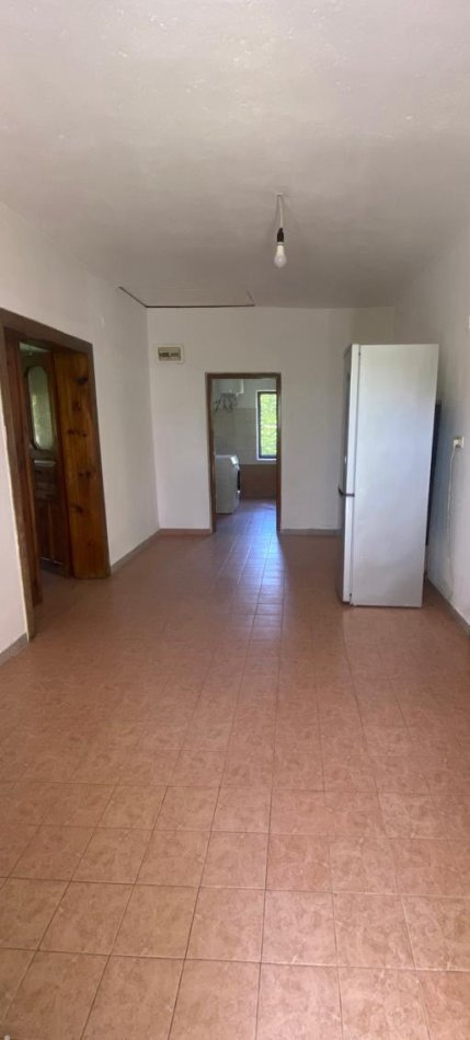 Tirane, jepet me qera shtepi 3+1 Kati 1, 90 m² 450 € (Pranë me Pallatin Eglo, Astir ,Tiranë)