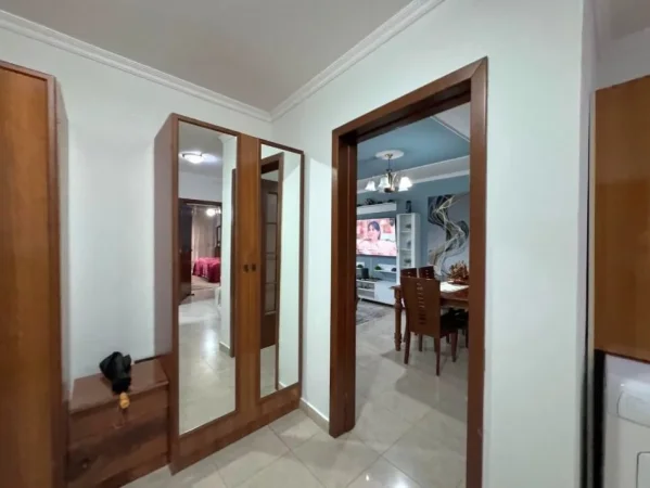 Tirane, shitet 2+1 , 129 m² 257.000 € (vasil shanto)