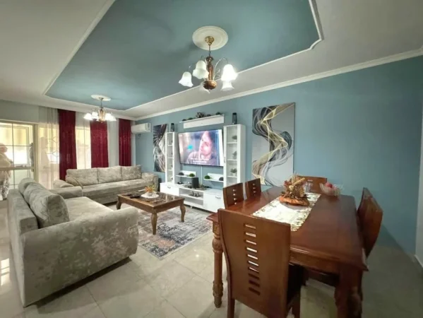 Tirane, shitet 2+1 , 129 m² 257.000 € (vasil shanto)