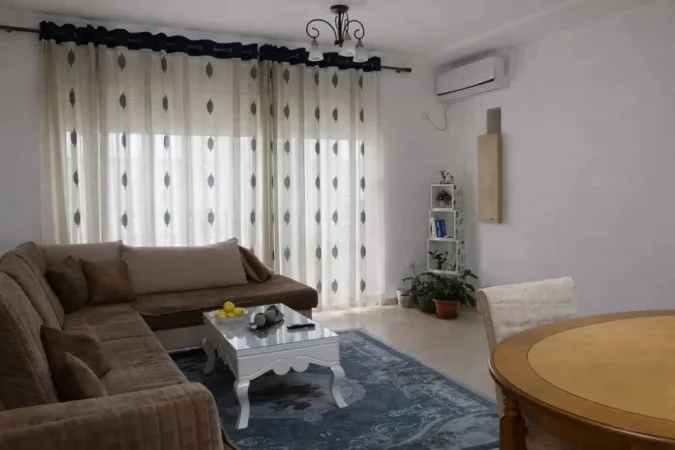 Tirane, jepet me qera apartament 2+1 Kati 4, 109 m² 600 € (Rruga Sokrat Miho)