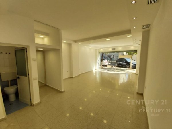 Tirane, jepet me qera ambjent biznesi Kati 0, 35 m² 350 € (Fakulteti i Shkencave)