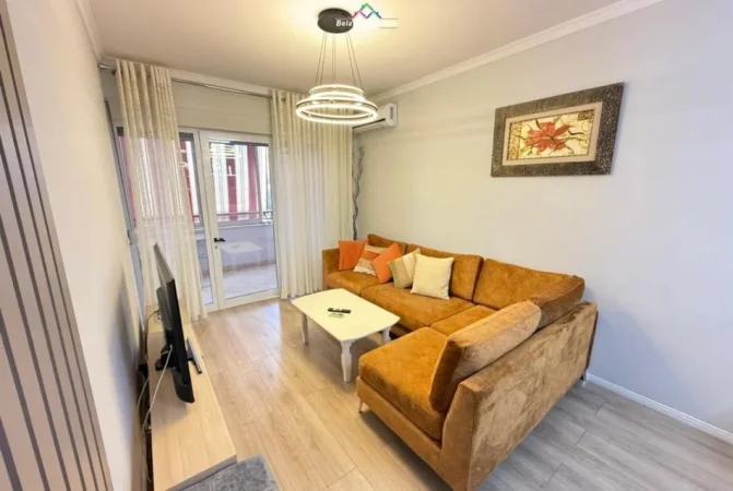 Tirane, jepet me qera apartament 2+1 Kati 11, 82 m² 1.200 € (Rruga Sami Frasheri)