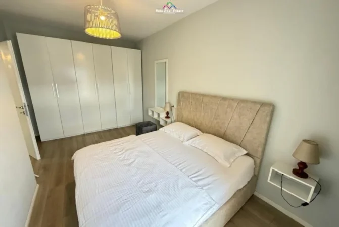 Tirane, jepet me qera apartament 2+1 Kati 11, 82 m² 1.200 € (Rruga Sami Frasheri)