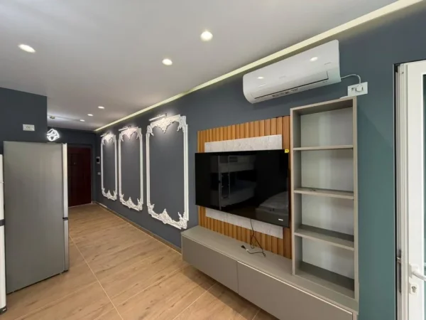 Tirane, jepet me qera , 