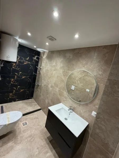 Tirane, jepet me qera , 